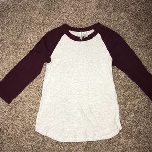 maroon and grey baseball tee